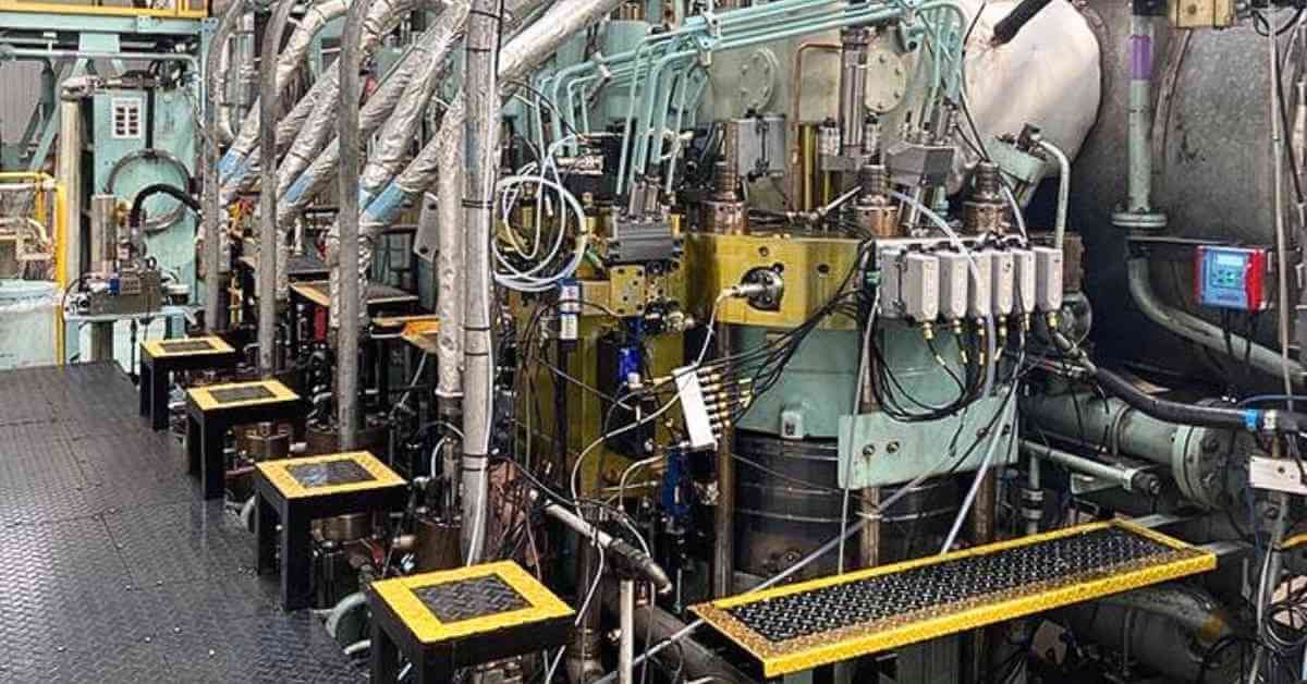 MarineInsight's tweet image. MITSUI has completed the world’s first hydrogen combustion test on a large marine engine. 

Check out this article 👉marineinsight.com/shipping-news/… 

#Mitsui #Maritime #MarineInsight #Merchantnavy #Merchantmarine #MerchantnavyShips