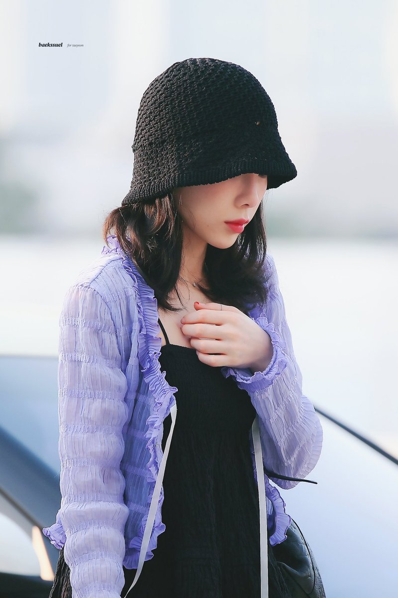 백셜 tweet media