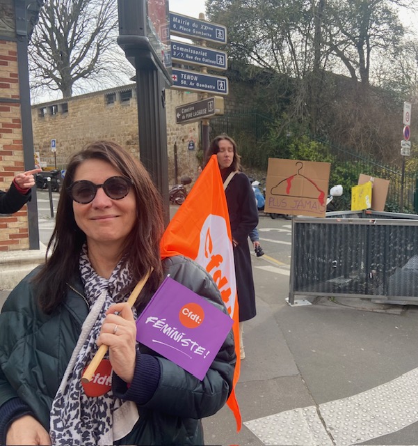 [8 Mars] Le Sgen-CFDT présent dans la manifestation parisienne #grève le #8mars pour défendre l'#egalitéprofessionnelle. Au Père Lachaise actuellement, il est encore temps de nous rejoindre à Bastille ! @HCEfh @CFDT