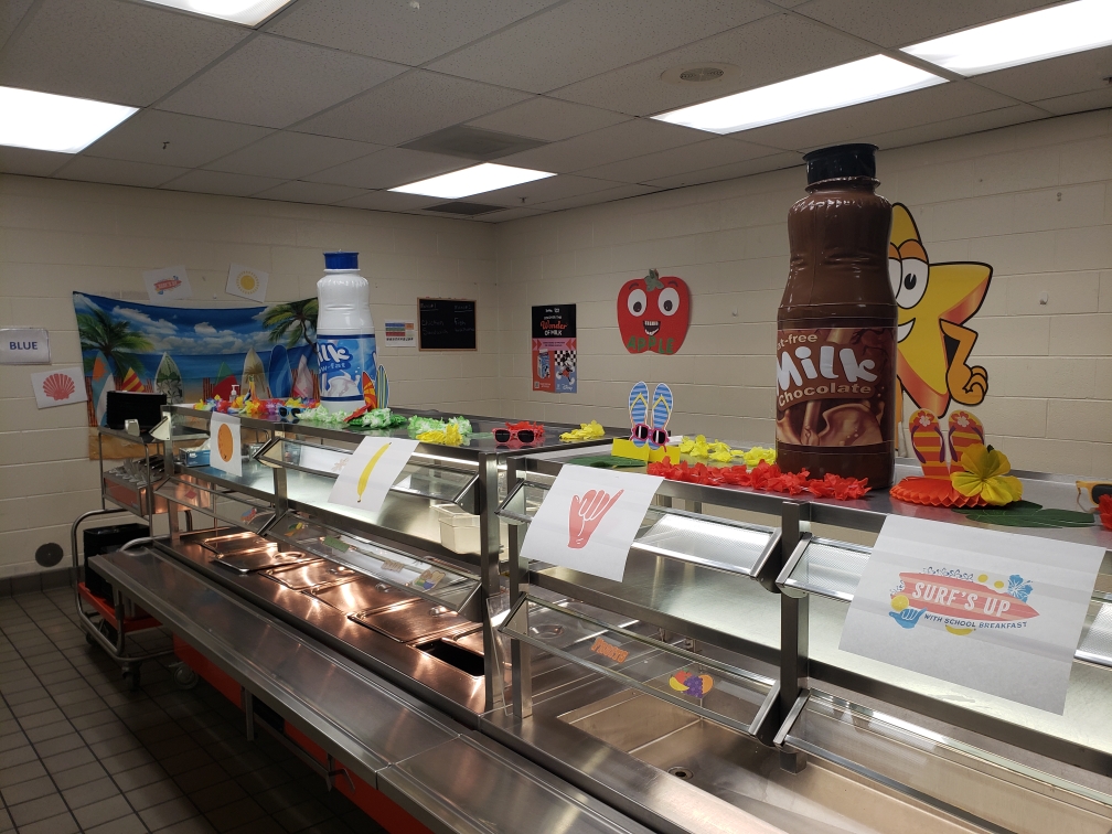 CCS_SNProgram's tweet photo. Our students at @YatesPrimary celebrated National School Breakfast week this past week!  Our theme was 'Surf's Up with School Breakfast' and it was a fun way to promote school breakfast, which is offered at no cost to all students! #NSBW24 https://t.co/3J3Kuu5RHb