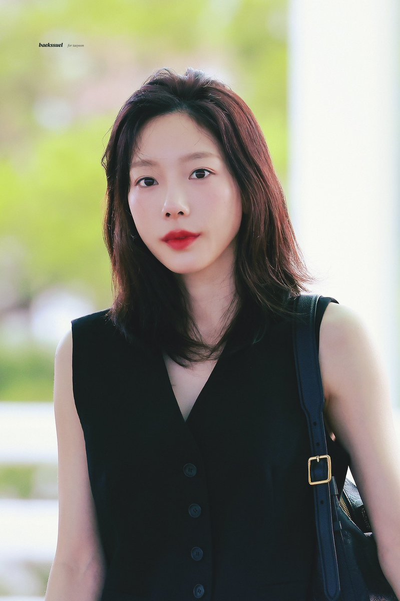 백셜 tweet media
