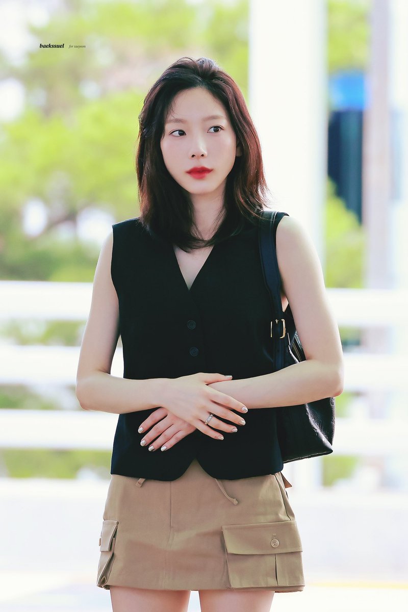 백셜 tweet media