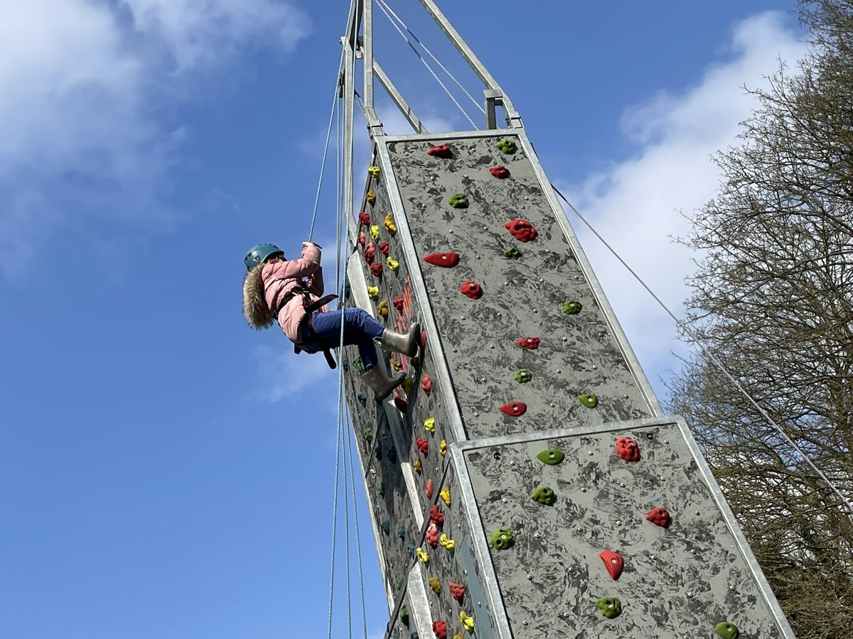 I have been blown away by all of Y2 with their wonderful efforts on the climbing wall - superstars! 🧗 #healthandwellbeing @stjs_staveley