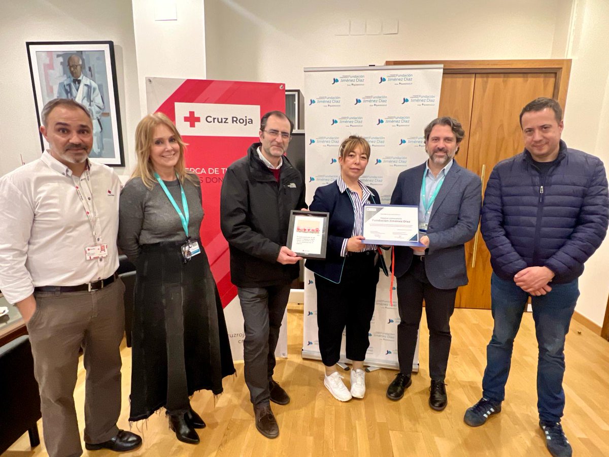 Ayer nos visitaron Daniel Morata, técnico autonómico de Alianzas con Empresas de <a href="/CruzRojaEsp/">Cruz Roja Española</a>, José Miguel Lara, director de Comunicación, y José Carlos García, director de RSC de <a href="/CruzRojaMadrid/">Cruz Roja en la Comunidad de Madrid</a>, para reconocer nuestra colaboración y apoyo a la labor que hace esta organización