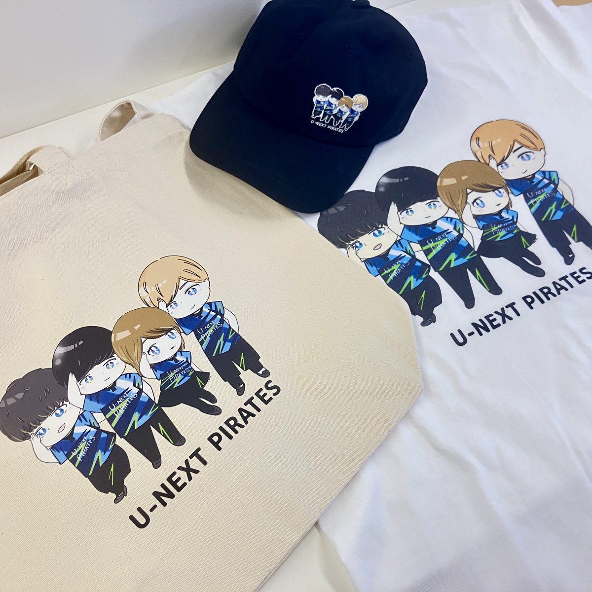 vv__official's tweet photo. ／
『U-NEXT Pirates』×ヴィレヴァン
コラボグッズ発売！🀄💥
＼

熱い戦いを繰り広げているMリーグ！
コラボグッズも激熱です🔥

期間限定受注ですのでお見逃しなく！

📅受注期��：3/8~3/17

👇詳細
https://t.co/sIjAOZhJ7T

👇ご購入
https://t.co/1S2PkZILPq

@unext_pirates
@torotamama_ https://t.co/W0URj8bcQs