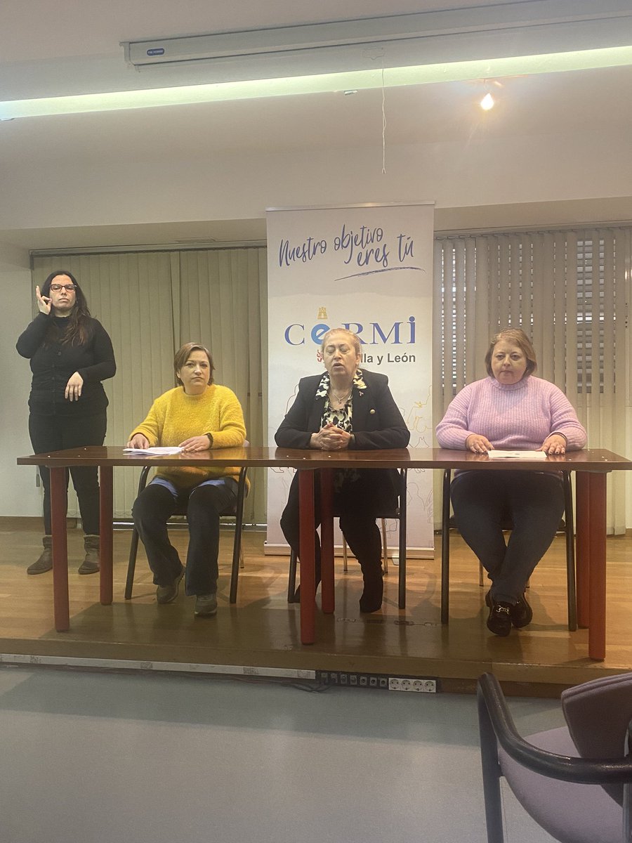 AspaceCyL's tweet photo. Desde #ASPACECyL estamos presentes en la lectura del manifiesto de #CermiMujeres @cermi_cyl 💪 “Más de dos millones y medio de mujeres con discapacidad dispuestas a construir #ElFuturoQueQueremos” 💜 Leído por Estefanía Arias @saludmentalcyl y Nuria Rodríguez #FAPASCyL https://t.co/rL5xaWBY3d