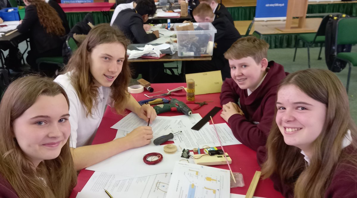 STEAMVandyke1's tweet photo. Teams set up for the Rotary Technology Tournament #Vandyke
@VandykeUpperSch @Rotary @RotaryGBI https://t.co/o42ADsNrFk