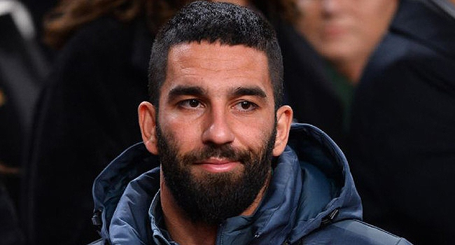 bpthaber's tweet photo. Arda Turan: Ben biraz safım saf olmasam, verir miyim bu kadar parayı? https://t.co/Elot208asw