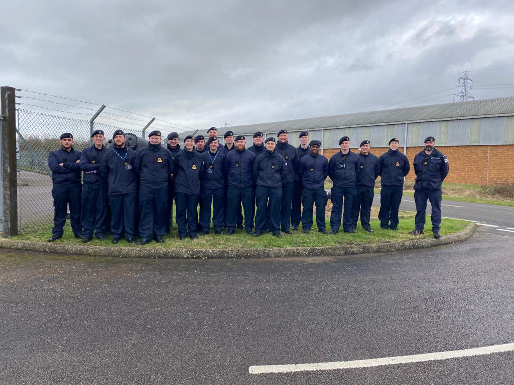 Minewarfare departments from across MCM2 Squadron were recently hosted by <a href="/DEMSTrgRegt/">CO</a> This was a great training opportunity to see some of the mines up and close that MCM units are trained to hunt 💣🎰 #GlobalModernReady