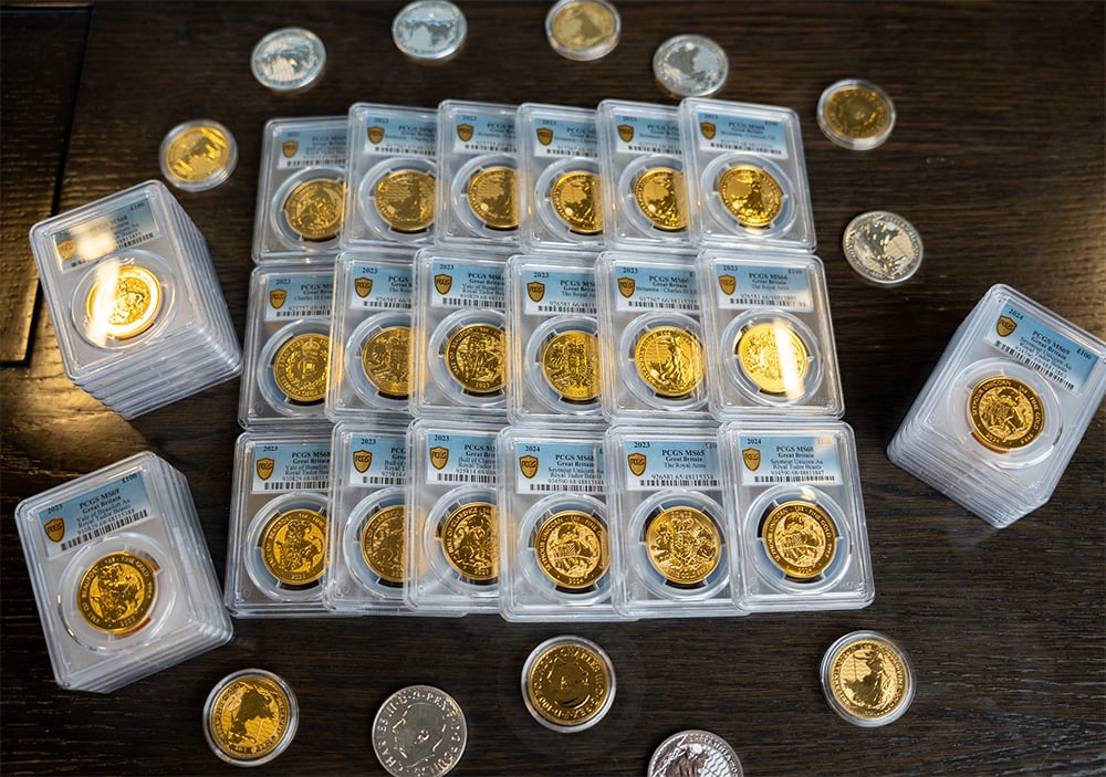 Gold_CapitalUk's tweet image. Our Premier Gold Selection Awaits 🌟 

Explore why our coins and bars are investor favourites. 

#GoldInvestment #PremiumSelection