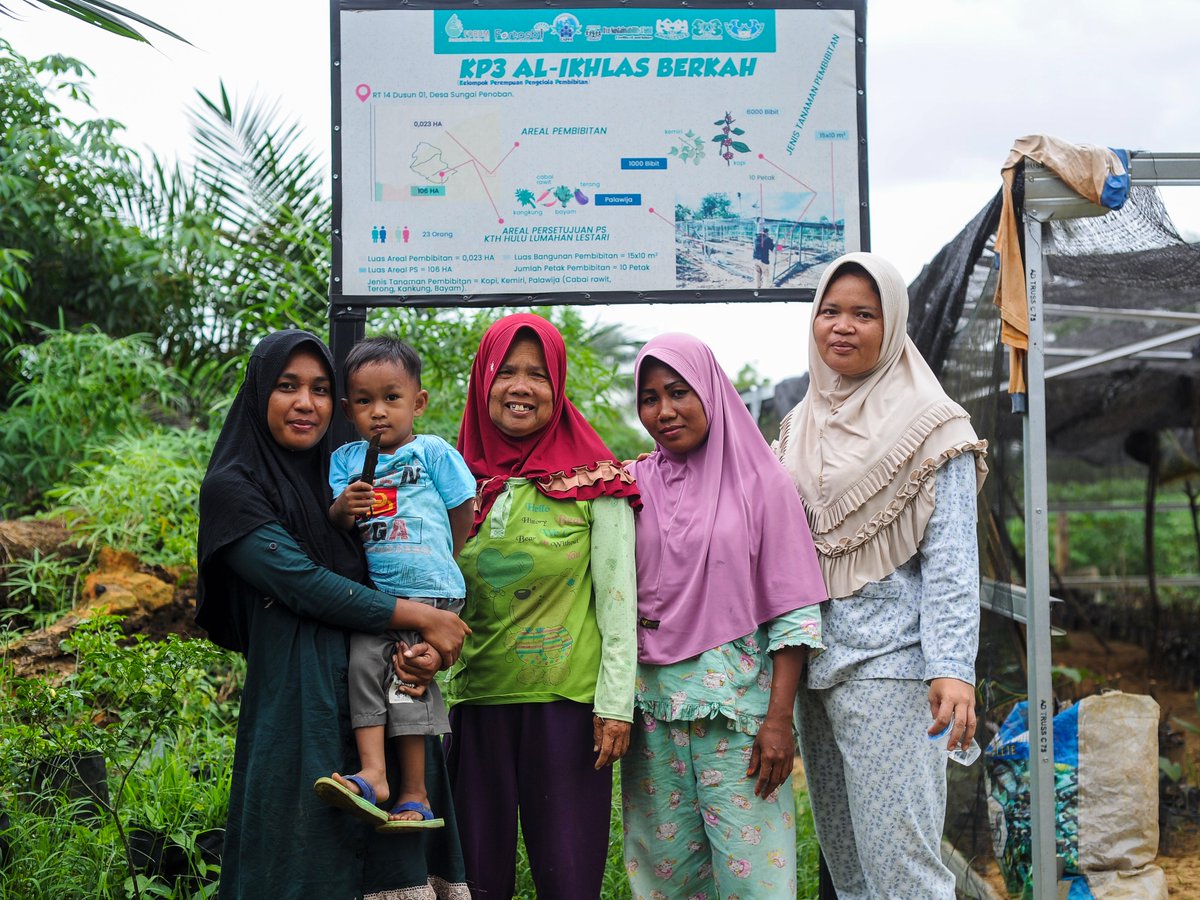 🌟✨International Women's Day! 🌟✨

With the members' project in #Indonesia, #FONAP actively advocates for the empowerment of women's groups while making a significant contribution to reforestation!

Learn more on the project👉: lnkd.in/egvebeZZ

#InternationalWomensDay