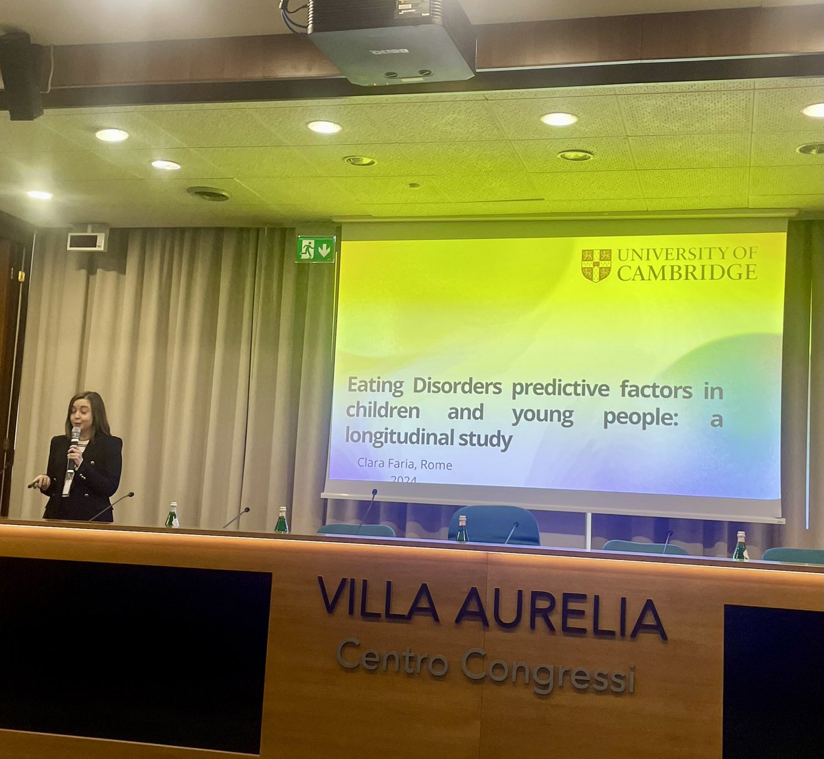 Moa Jederström (@mjederstrom) on Twitter photo 💀 Anorexia has the highest mortality rate of all psychiatric disorders!
Thank you <a href="/ClaraGFaria1/">Clara Faria</a> for this much needed research! 🇧🇷🇬🇧
#17seminario #salutementale #mentalhealth #fondazionechild 💀 Anorexia has the highest mortality rate of all psychiatric disorders!
Thank you <a href="/ClaraGFaria1/">Clara Faria</a> for this much needed research! 🇧🇷🇬🇧
#17seminario #salutementale #mentalhealth #fondazionechild