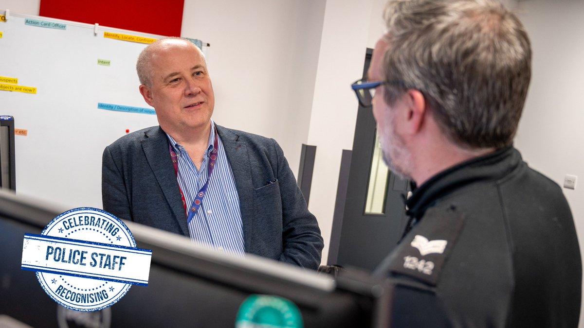 PFCC @Stephen_Mold visited the @NorthantsPolice Control Room this week to say his thanks for all of the work police staff do every day as part of Police Staff Week of Celebration and Recognition.

#CelebratingPoliceStaff