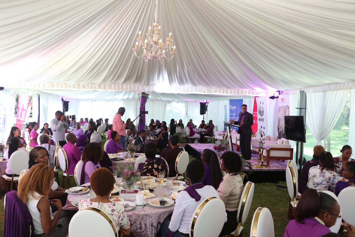 In celebration of #InternationalWomensDay , we are privileged to have hosted a special forum for women to meet, network and share insights on how to recognise and tap growth opportunities as well as develop their leadership skills. Over 60 women from diverse organisations from…