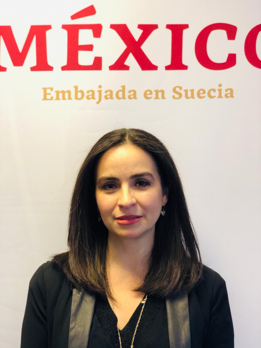 ¡En #DíaInternacionalDeLaMujer, celebramos a Alicia Arias, ejecutiva mexicana en Suecia y líder global en Oriflame! Su trayectoria en mercadotecnia es inspiración para mujeres mexicanas en extranjero. ¡Orgullo para México! 👩‍💼🇲🇽#MujeresMexicanas #IWD2024