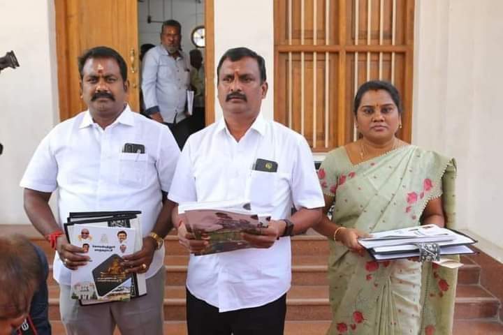 shekarqc77's tweet photo. இன்று நடைபெற்ற கோவை மாநகராட்சி திமுக விடிய அரசின் மக்களுக்கு பயன்படாத கோவை மாநகராட்சி பட்ஜெட்டை புறக்கணித்து கோவை மாமன்ற கூட்டத்தில் இருந்து அதிமுக  வெளிநடப்பு 

#ADMK_CBE
#ADMK_CBE_SOUTH
#kurichi_itwing 
#KINATHUKADAVU_CONSTITUENCY https://t.co/D7IyfuzskW