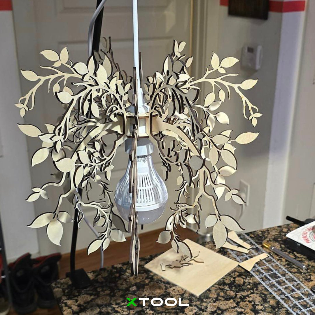 xToolOfficial's tweet image. Cool home light deco project! Done from scratch all in XCS and a leaf doodle.
📷FB: Se'an Farris
Made by xTool M1🔗 dataaccess.mblock.cc/r/nj
#xtool #xtoolm1 #xtoolmade #crafting #diy
