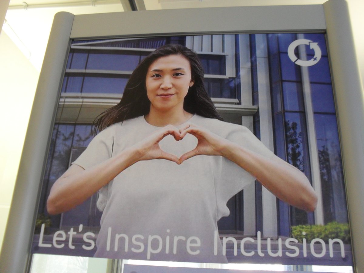 LRCBathColl's tweet photo. Check out our display for International Women’s day at City Centre Library:

#mybathcollege #InternationalWomensDay2024 https://t.co/sPPk3d02Y0