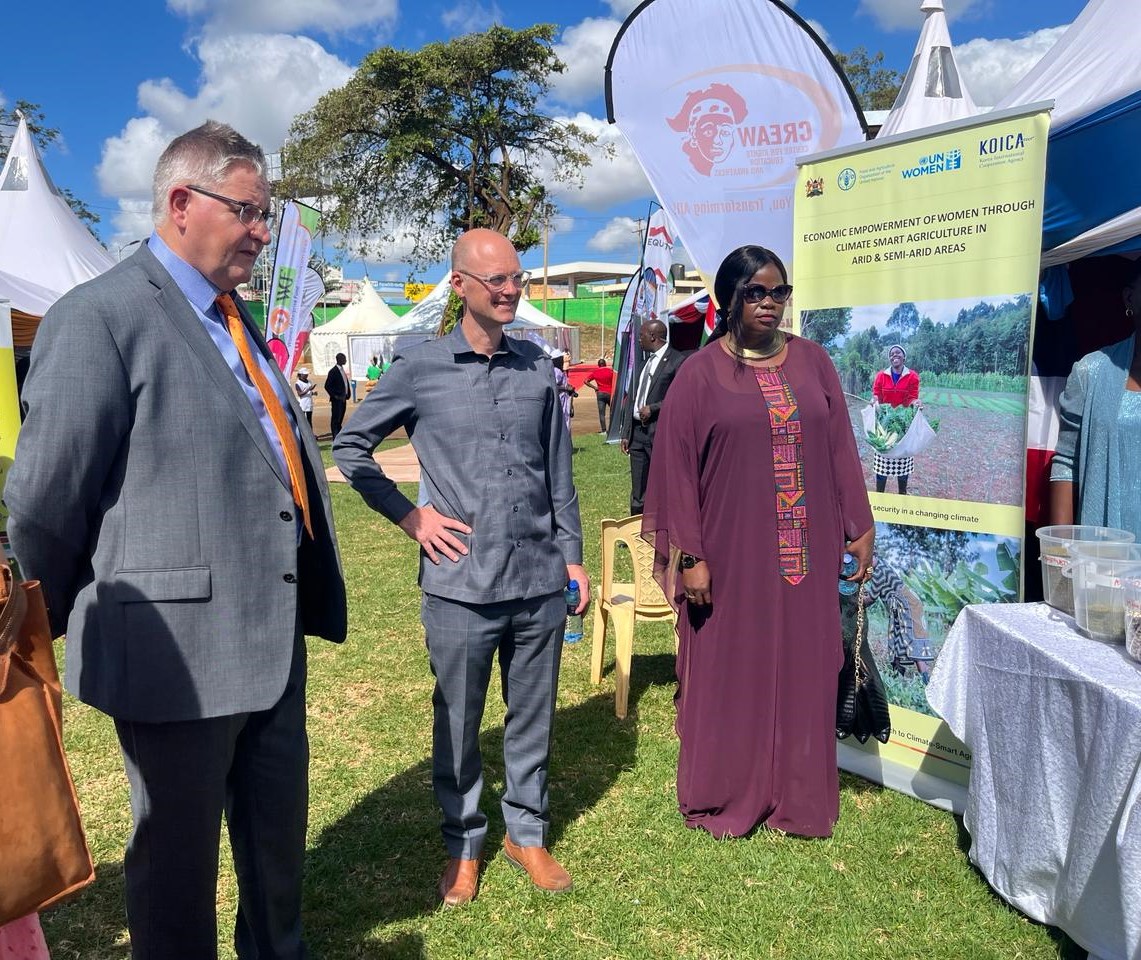 The UNFPA team led by Deputy Executive Director @SabertonUNFPA today joined Kenyans in marking #InternationalWomensDay in Embu County. We stopped by @AFGMBoard stand for an insightful discussion on our joint effort to #EndFGM. Investing in women accelerates progress. #IWD2024