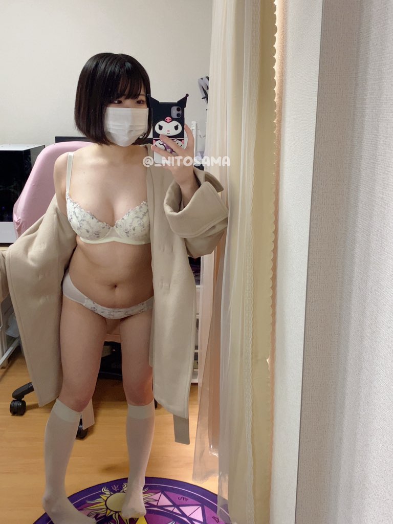 にとさまさんのエロ画像、2024年03月08日19時43分35秒に投稿