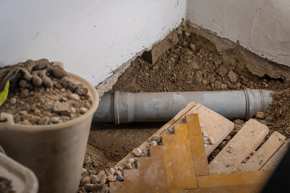 1stChoicePR's tweet photo. Drain relining is a cheaper option than removal. Also, it’s a simple process that 1st Choice Pro Services is carrying out whenever there’s a problem with the drainage system. Visit https://t.co/ajHaFU3cHq to learn more. https://t.co/onyAYYS9II