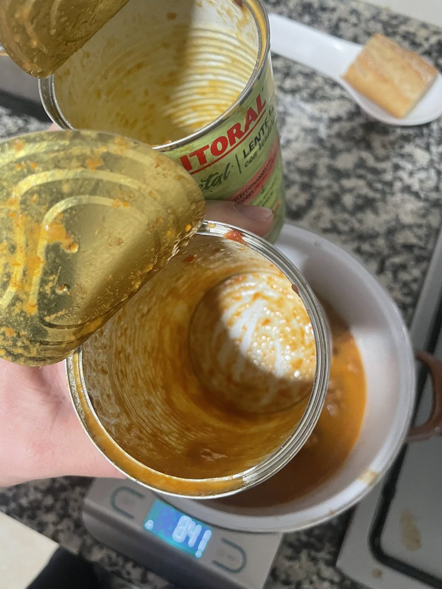 Toni12Escriva's tweet photo. @Nestle_es no se yo, pero pone 425gr por envase no? Habría que revisar las basculas. Un saludo! https://t.co/pzfwctNQn6