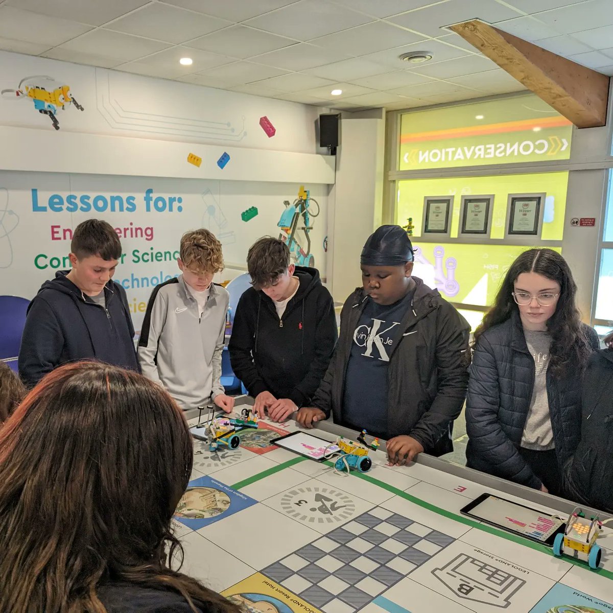MCABHC's tweet photo. Students building and programming robots https://t.co/4I9T4zGFMh