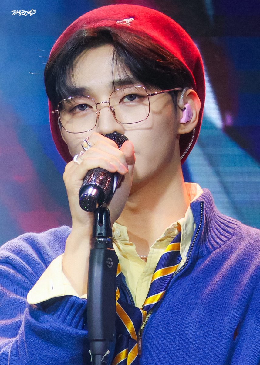 지성한별✨ tweet media