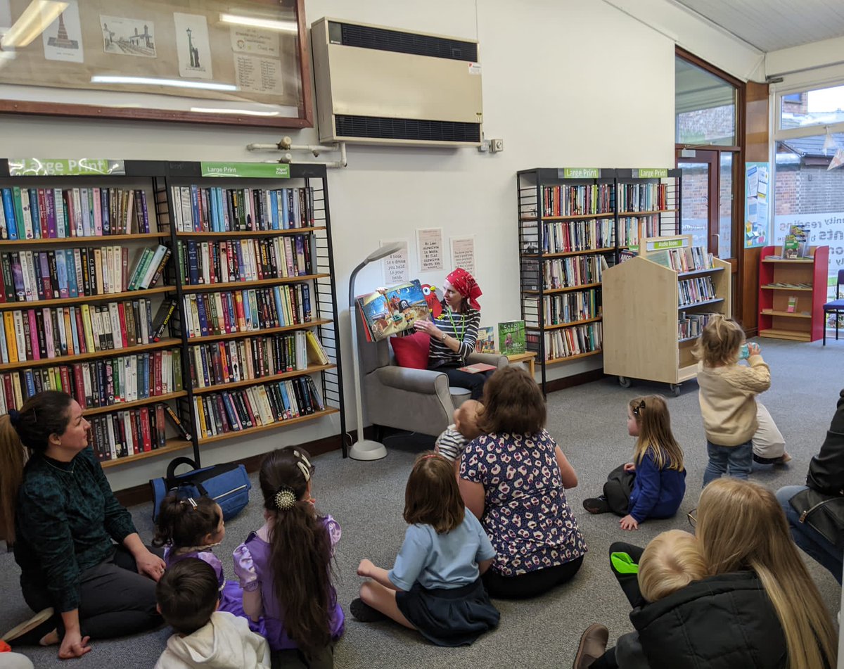 WiganLibraries's tweet image. A great time was had at Standish Library on World Book Day.  There was a story time, a scavenger hunt, a quiz and design your own book cover sheets. There were also two pesky Pirates hanging around the library! @WiganLibraries #worldbookday2024 #StandishLibrary