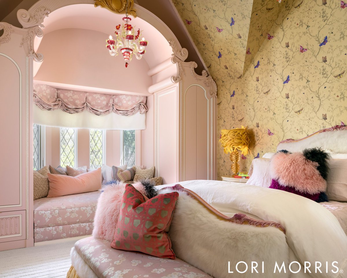 The Art of Sanctuary ❤️ 
#lorimorris #houseoflmd #bedroom #luxurybedroom #bedroomreno #interiordesign #interiordecorating #home #architecture #luxuryinteriordecorating #luxuryhousedesign #highendinteriors #homedecorgoals #stylishhomes #roomsbylorimorris #interior