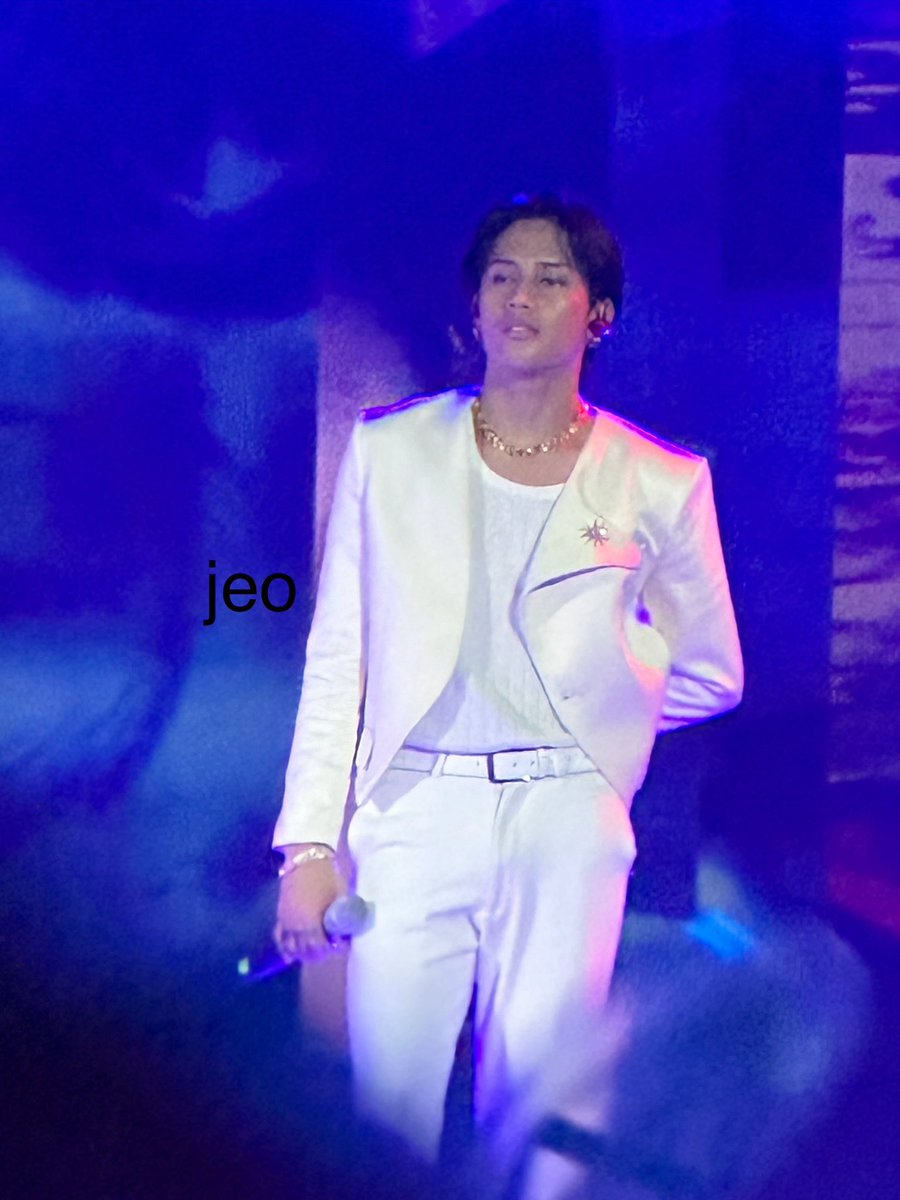 Si bias naman. 

#ayalabeats190 #alwaysayala <a href="/SB19Official/">SB19 Official</a> <a href="/felipsuperior/">FELIP</a>