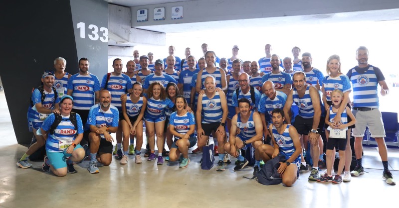 Molta sort per a demà, a tots els participants de La Marató de Barcelona 2024, especialment a <a href="/RunnersEspanyol/">Runners Espanyol</a> i a tots els pericos i periques que la feu 🤍💙

📍 Hi haurà un punt d'animació exclusiu davant de l'edifici principal de la Universitat de Barcelona 😉 #RCDE