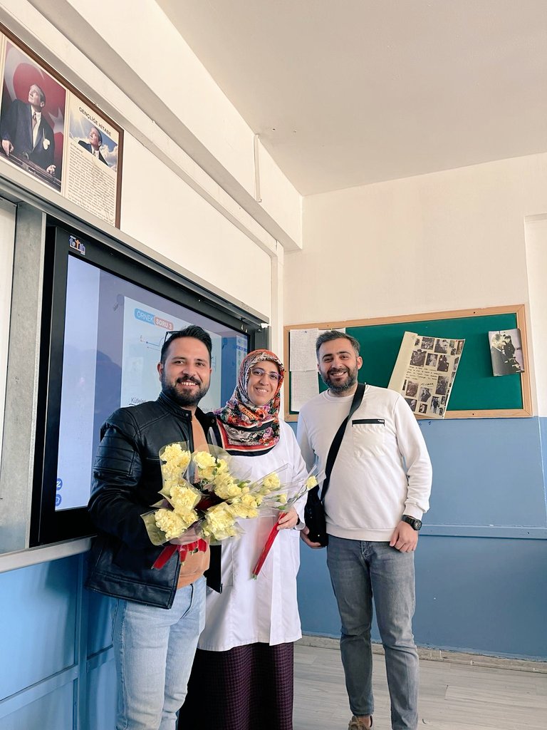 h_konukoglu's tweet photo. Emekleri, sevgi dolu yürekleri ve fedakârlıklarıyla dünyamızı güzelleştiren, insanlığın umudunu yeşerten tüm kadınlarımızın "8 Mart Dünya Kadınlar Günü" kutlu olsun.  💐 🦋
@Yusuf__Tekin @yasintepe @Gaziantep_MEM @SehitkamilMEM @yagcimehmet27 @Rgndodu1 https://t.co/V0ChsQuc1u