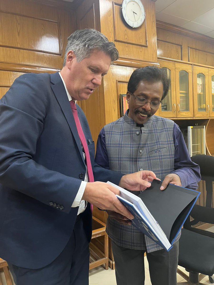 Interesting meeting with Dr Praveenkumar who is Head of the International Cooperation Division @IndiaDST. Looking forward to a great continued partnership.