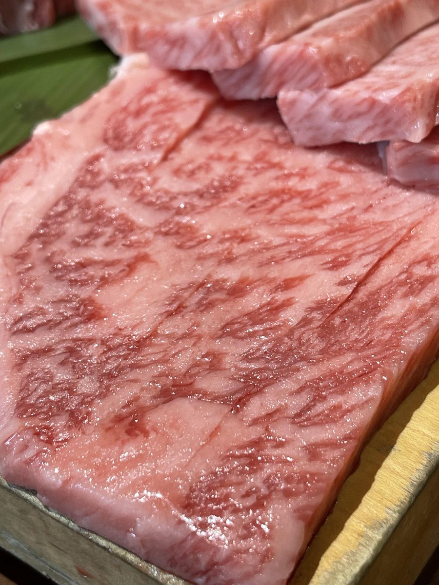 🐄 🐮 Waguy beef really is delicious, but I don't think it is worth the sky-high price. I'll take a quality rib-eye or tenderloin any day. You? 

#wagyu #wagyubeef #Kobebeef #RibEyeSteak #steak #beef #japanesefood #japanesecusine #FineDining #SteakHouse #foodie #foodporn #yum