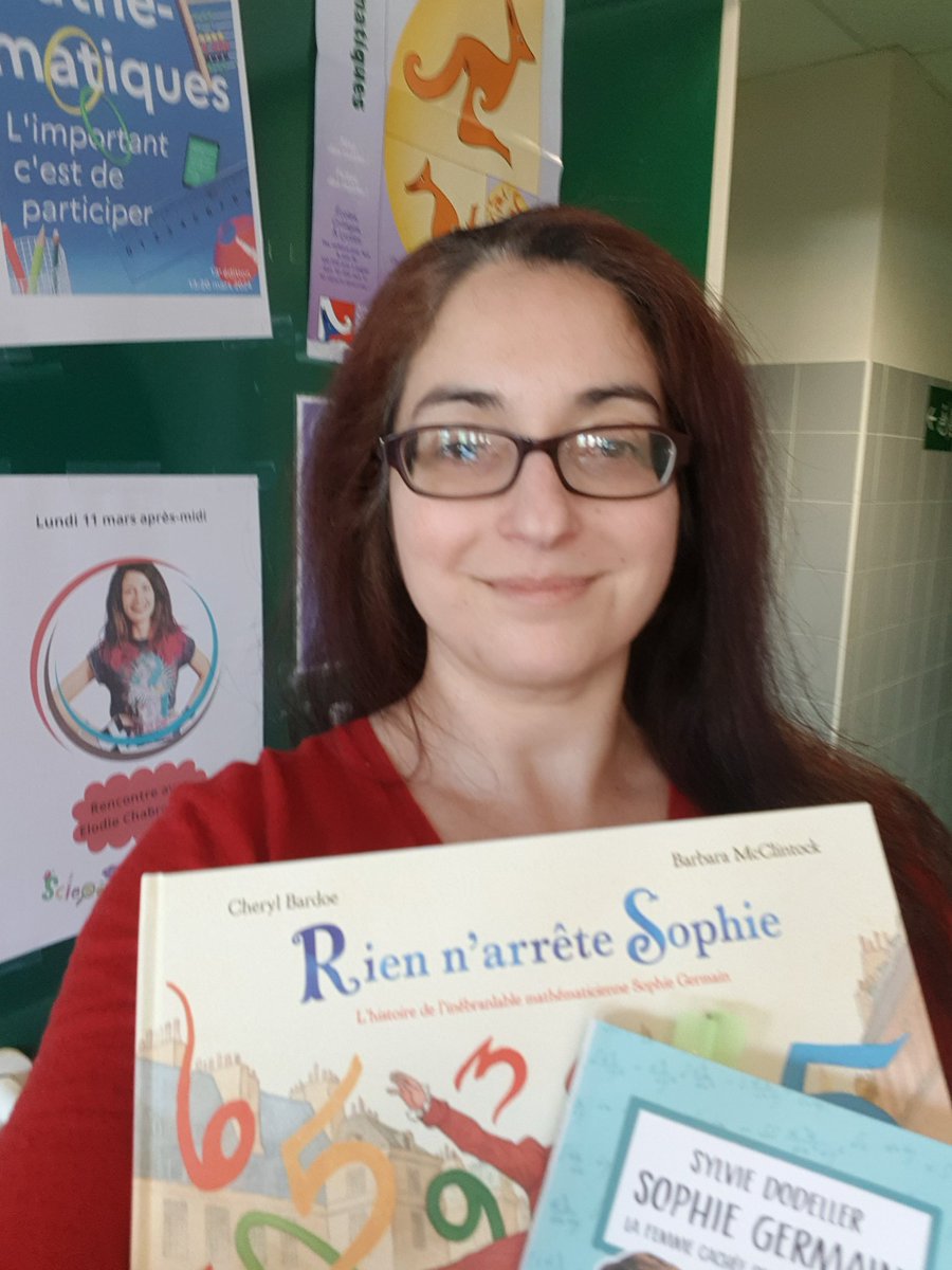 HalougiL's tweet photo. #8mars en #maths: lectures sur Sophie Germain, exposition #WoGiTech au collège.
Et Madame la Rectrice, avec @DebuchyValerie et @MathieuChibrard, s'est intéressée au #clubmath, au #labomath, aux #sacsamaths (@LesMathsEnScene ), aux BD #Calculottées 🤩🥰🥰🥰: merci 🙏 https://t.co/rbQHxvXwx1