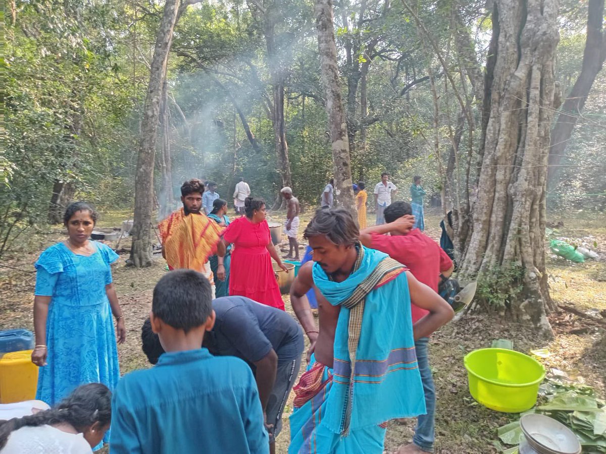 பல தடைகளையும் கடந்து வெடுக்குநாரிமலை ஆதிசிவன் கோயிலில் சிவராத்திரி விழா வழிபாடுகள் இடம்பெறுகின்றன.