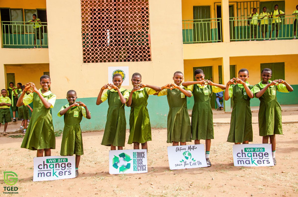 💪 Embracing Women's Voices for a Greener Future! 💪 It's time to amplify the voices of women and girls for a more inclusive and sustainable world. From leading conservation efforts to advocating for eco-friendly policies, women play a vital role in protecting our planet and