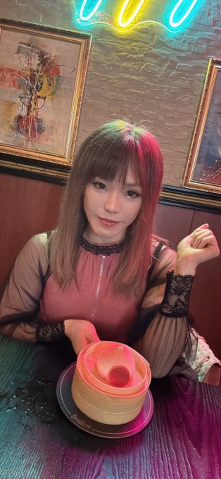 🎂🎂🎂又大一歲了  #男の娘 #伪娘 #女裝子 #腳 #crossdresser #偽娘 #여장 #cd #Sissy #femboy #高跟 https://t.co/woOz8R5xBC<a href="/tag/%E7%94%B7%E3%81%AE%E5%A8%98"class="tags">#男の娘</a><a href="/tag/%E4%BC%AA%E5%A8%98"class="tags">#伪娘</a><a href="/tag/%E5%A5%B3%E8%A3%9D%E5%AD%90"class="tags">#女裝子</a><a href="/tag/%E8%85%B3"class="tags">#腳</a><a href="/tag/crossdresser"class="tags">#crossdresser</a><a href="/tag/%E5%81%BD%E5%A8%98"class="tags">#偽娘</a><a href="/tag/%EC%97%AC%EC%9E%A5"class="tags">#여장</a><a href="/tag/cd"class="tags"><span>#cd</span></a><a href="/tag/sissy"class="tags"><span>#sissy</span></a><a href="/tag/femboy"class="tags"><span>#femboy</span></a><a href="/tag/%E9%AB%98%E8%B7%9F"class="tags"><span>#高跟</span></a>