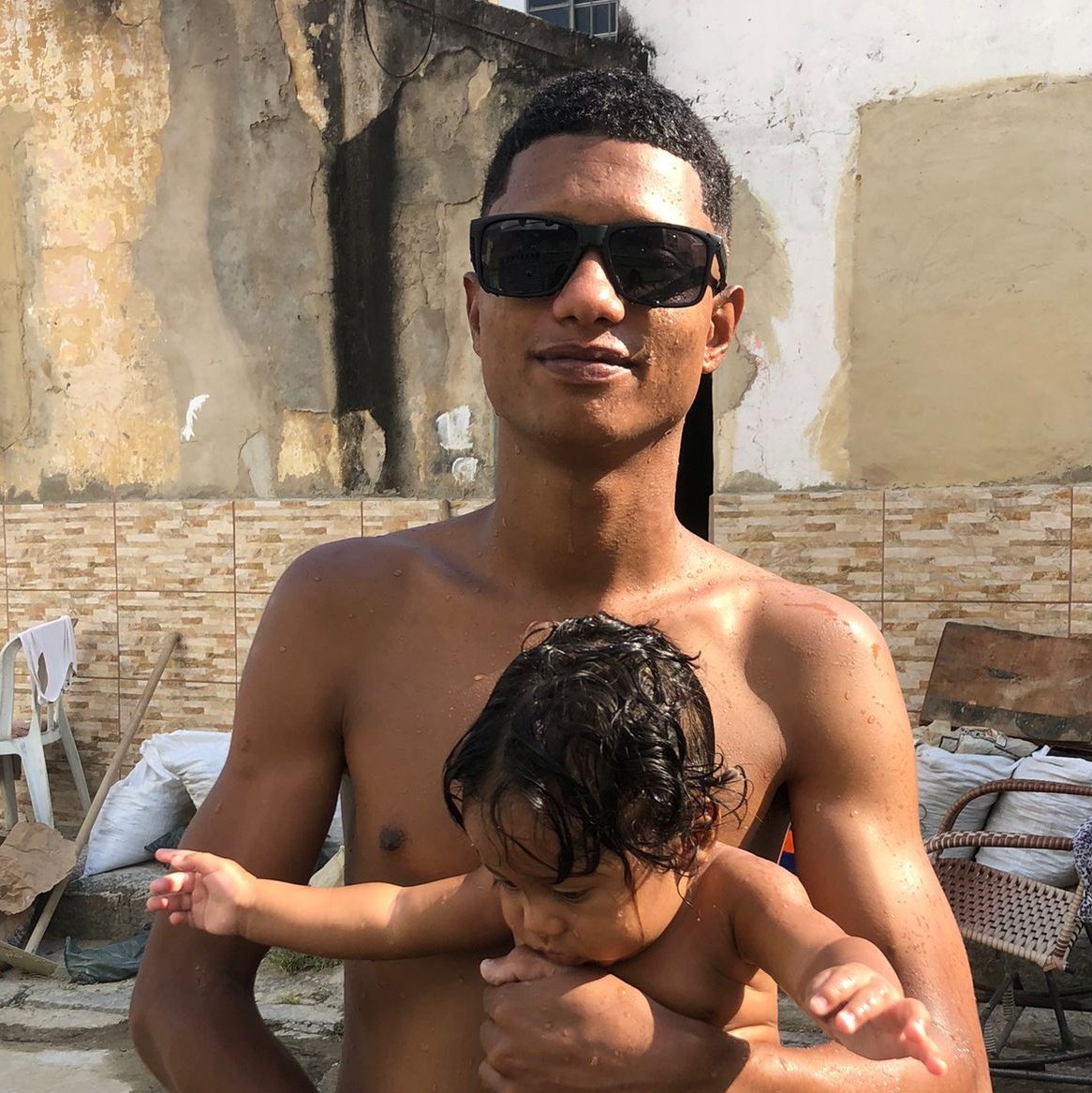 😎