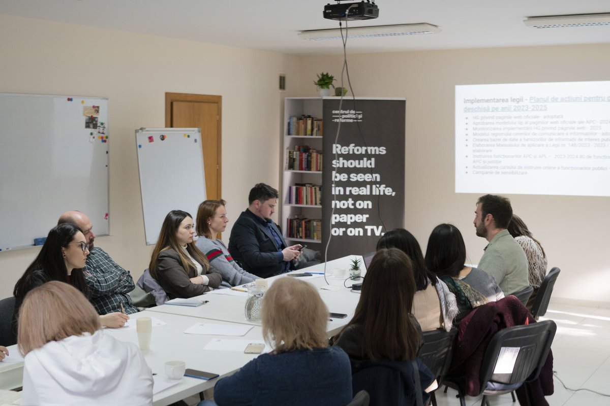 EPDeu's tweet photo. #Programmes 🧩

Yesterday, as part of our #EU4accountability project, EPD's partner @CPR_Moldova hosted a policy dialogue event.

👥 Who joined? Over 20 CSOs.
💡 Why? To monitor the implementation of the new access to information law.

Programme details ➡️ https://t.co/weacWAgHz9 https://t.co/bevUwIRjlH