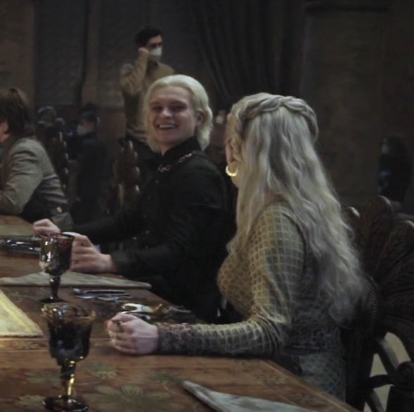 LannincestGold's tweet photo. @Aegonsecond Çok incesin Aegoncum, beni çok mutlu ettin sozlerinle. 🥰 dönüstüğün insanla gurur duyuyorum, iyi ki hayatımdasın. Seni seviyorum kralım, eşim, abim 💖✨💛 https://t.co/ausj8QTuop