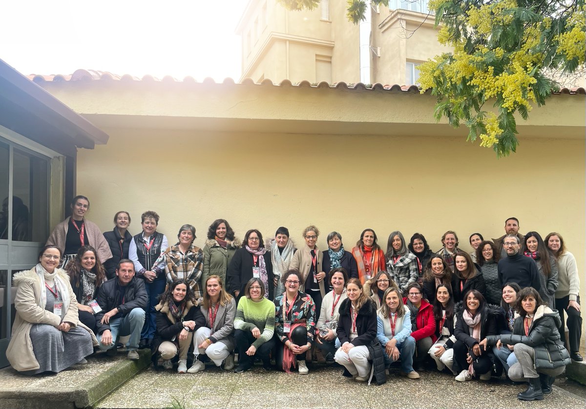 Encuentro #EquiposPastoralColegiosFESB
Nuestra propuesta... hacer crecer la vida.
Gracias porque juntos hacemos colegios en pastoral: interioridad, oración, acción social, celebración de la fe, carisma y formación. 
#SomosFESB