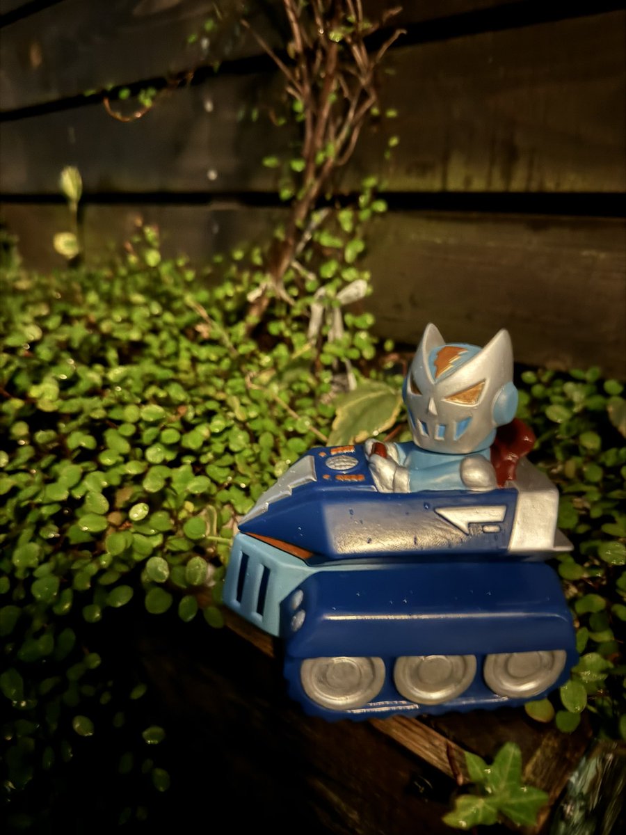 kanjikojima007's tweet photo. 🌙忍者🥷🏻🌙
#ichibanboshitoy #ichibanboshi #rxnemesis #rxnjapan #rxn #moonlightninja #sofubilottery #sofubi #sofvi #ソフビ #소프비
@nemesis_rx https://t.co/xvdMdYJkYy