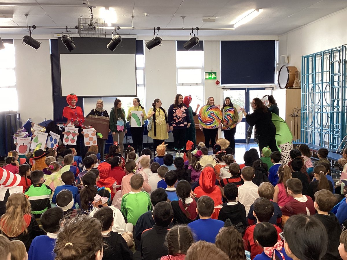 The children had a special surprise on World Book Day in assembly. The Hungry Caterpillar showed up with some of the delicious things that he ate on different days of the week.🐛 🦋 🍓 🍰 🍦 🥒 🧀 🌭🍭🍒🫘🍉🌱