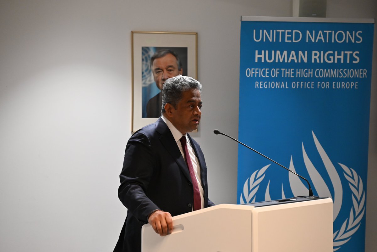 UNHumanRightsEU's tweet photo. The right to housing needs to be supported sustainably! There cannot be green and just transition without human rights in its basis!

Today, the #HumanRightsTalk #4 welcomed the UN special rapporteur on @adequatehousing and leading expert to discuss the issue.

#JustTransition https://t.co/mUH9njB0fA