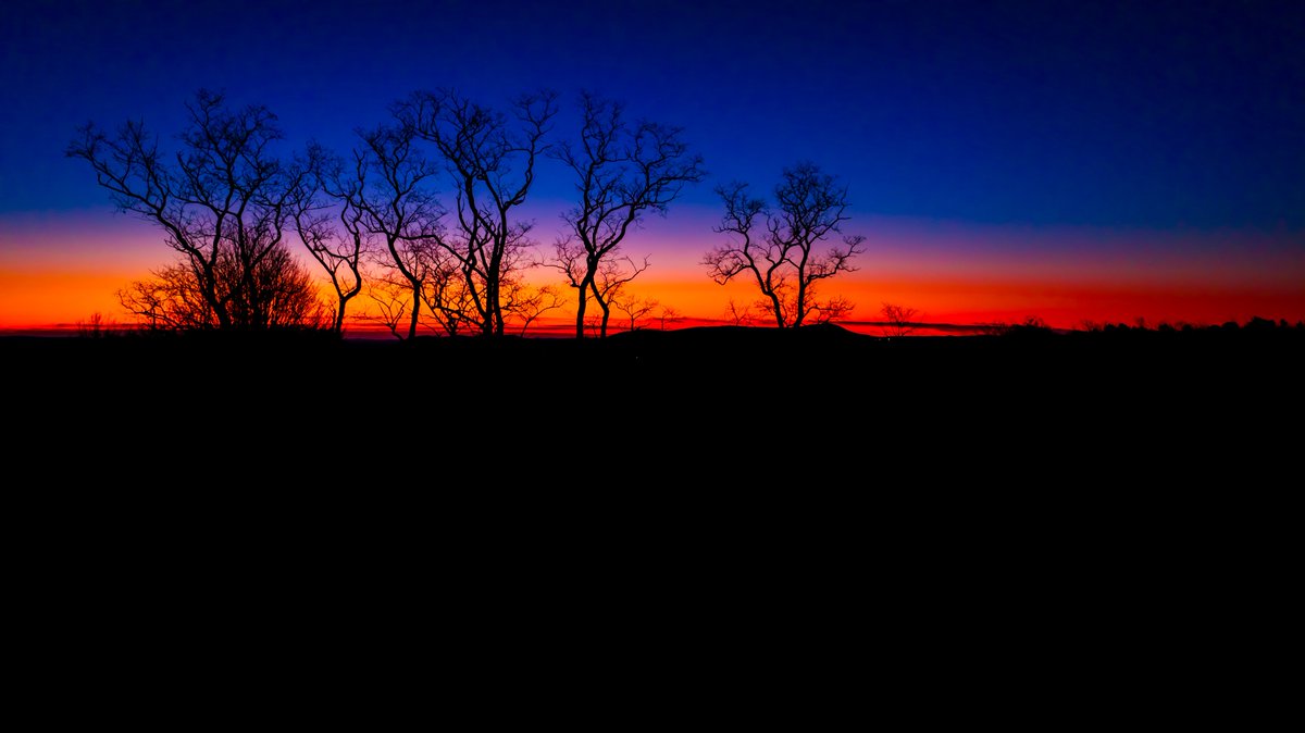 #TGIF #sunrise #westhampton #Massachusetts #droneservices #droneinspections #westernmass #westernMa #westernmassachusetts #hampshirecounty #drone #drones #dronephotography #dronevideo #womenwhodrone  #newengland #dronepilot #sunriseoftheday #sunrisephotography