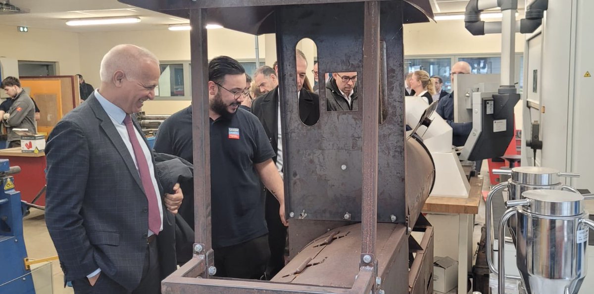 Visite du CFA #Industrie de Beauzelle. Des échanges fructueux avec l'@uimm sur les diverses formations et nos possibles convergences, mais également sur le nouveau rôle des BDE, sur le mentorat, sur la place des femmes dans l'industrie et dans ces formations d'avenir.