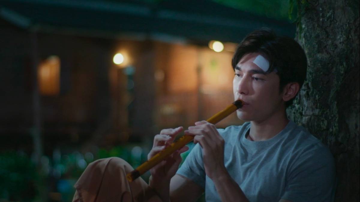Ch3Thailand_33's tweet image. ทองกวาวมีเรื่องให้ต้องผิดใจกับคล้าว เพราะดันไปเห็นภาพบาดตาบาดใจ ด้านคล้าวขอทองกวาวแต่งงาน แต่ทองก้อนมีเงื่อนไข ต้องหาเงินมาให้เดือนละสิบหมื่น
คืนนี้ มนต์รักลูกทุ่ง ๒๕๖๗ EP.7
.
ติดตามชม #มนต์รักลูกทุ่ง๒๕๖๗ #FallingInLove
ทุกวันศุกร์ เวลา 22.45 น.
#ดูทีวีกด33 #ดูมือถือกด3Plus