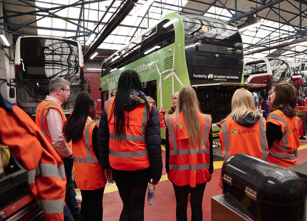 Thank you again @staugustineshs for joining us this week and happy International Women's Day! lothianbuses.com/apprenticeship… #InternationalWomensDay